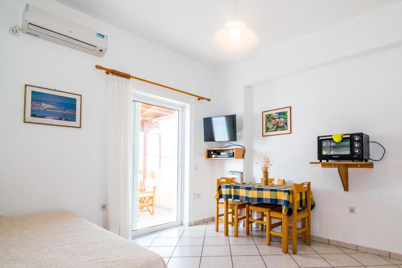 Thalassa Apartments Kissamos Exterior photo