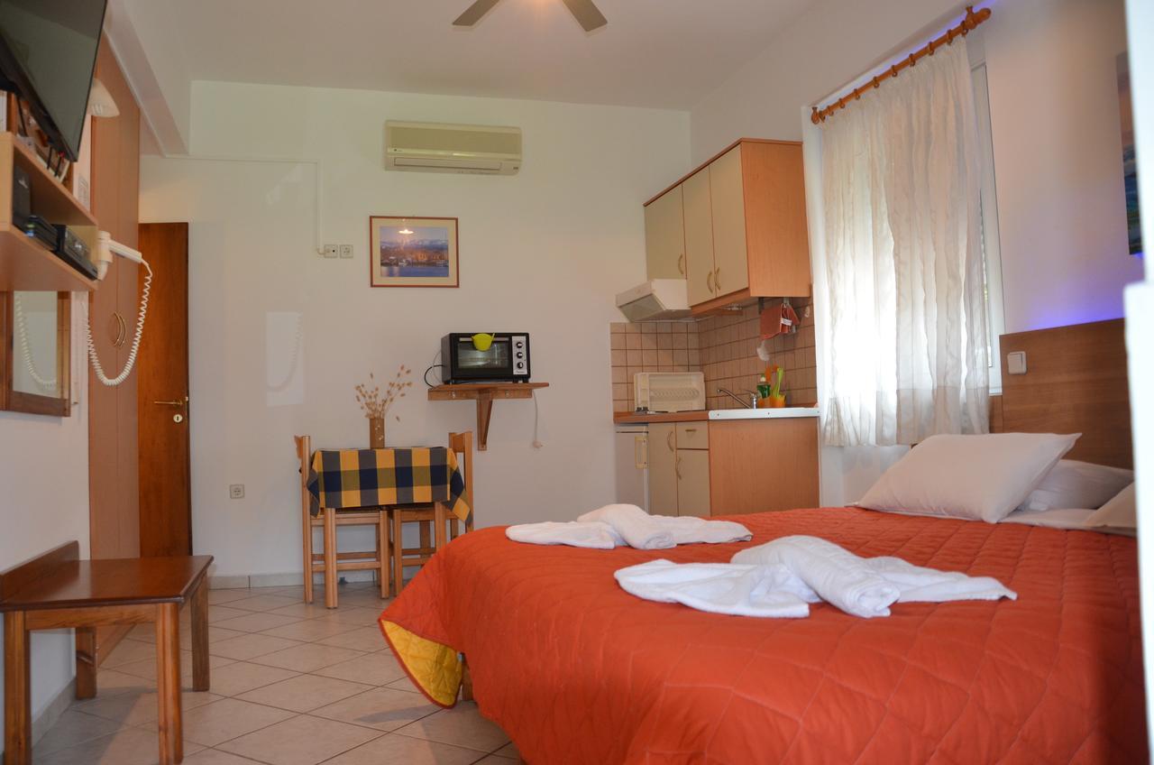 Thalassa Apartments Kissamos Exterior photo
